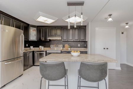 For Lease - 3700 Kaneff Crescent Unit# 903, Mississauga, Ontario - Photo 5