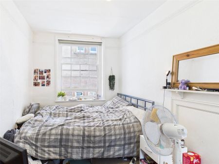 3 bedroom apartment to rent - Photo 2