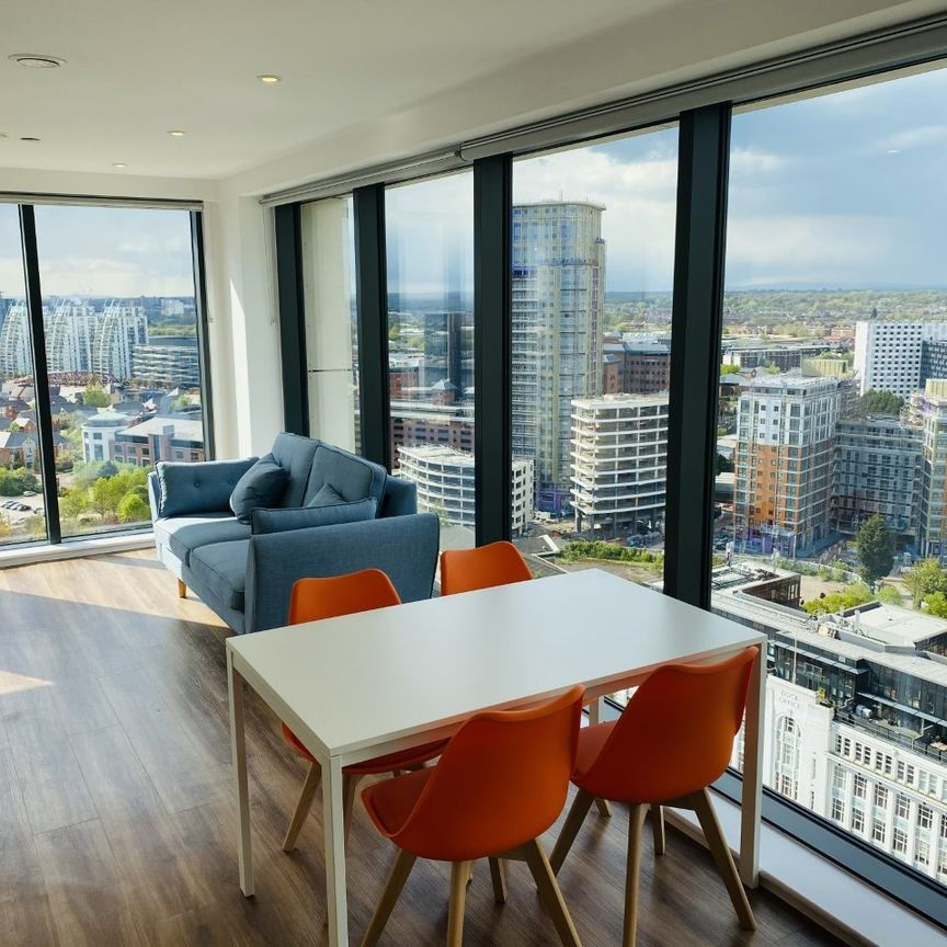 2 Bed Flat, Trafford Road, M5 - Photo 1