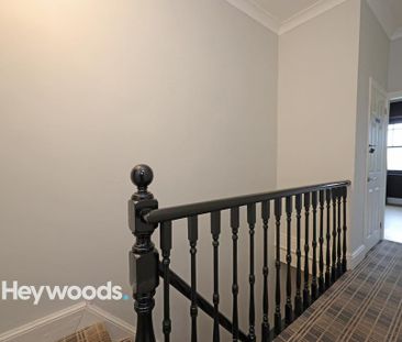 4 bedroom terraced house to rent - Photo 3