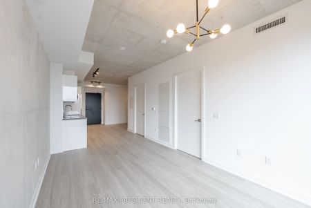 284 King Street E #603 - Photo 3