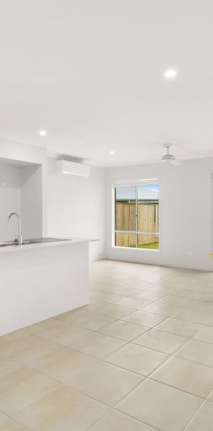 Near New 4-Bedroom Home in Logan Reserve – Move In Ready! - Photo 1