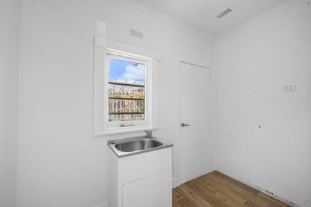 Renovated Home in the Heart of Moonah - Photo 2