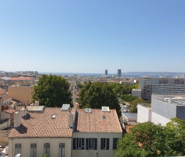 Location Appartement 2 pièces 47m² MARSEILLE 4ème - Photo 2
