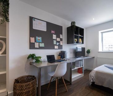 Studio to rent - Photo 6