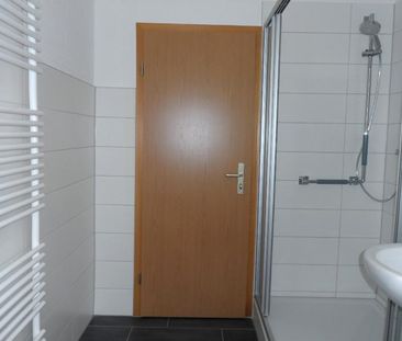 2-Raum-Wohnung // ruhige Lage // Dusche // Küche und Bad mit Fenster - Foto 1