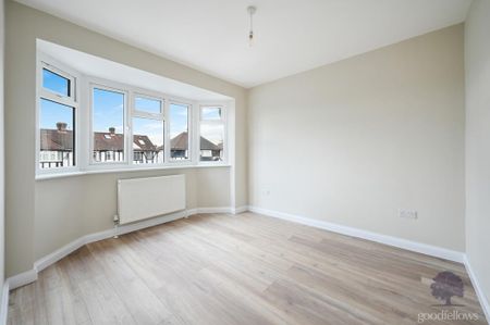 4 bedroom terraced house to rent - Photo 3