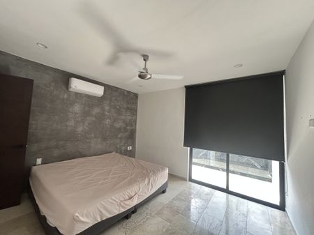Townhouse de 2 recámaras, sin amueblar o semi, con paneles solares, en Temozon. - Photo 3