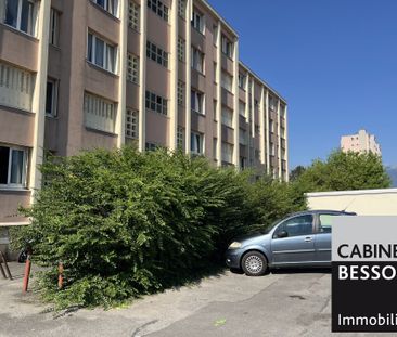 Location Appartement 5 pièces 70m² ST MARTIN D HERES 38400 - Photo 6