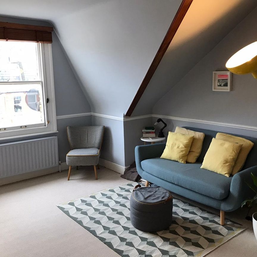 2 Bed Flat, Gipsy Hill, SE19 - Photo 1