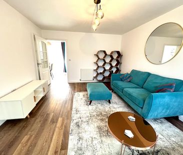 3 bedroom detached house to rent - Photo 3