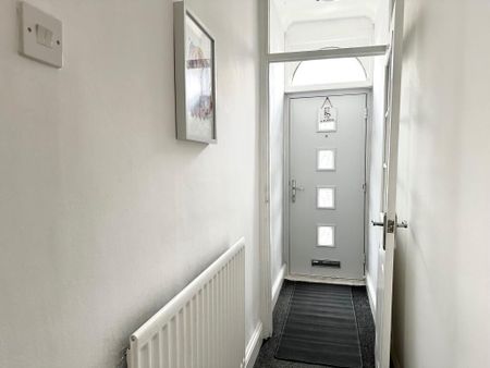 3 bedroom end of terrace house to rent - Photo 5