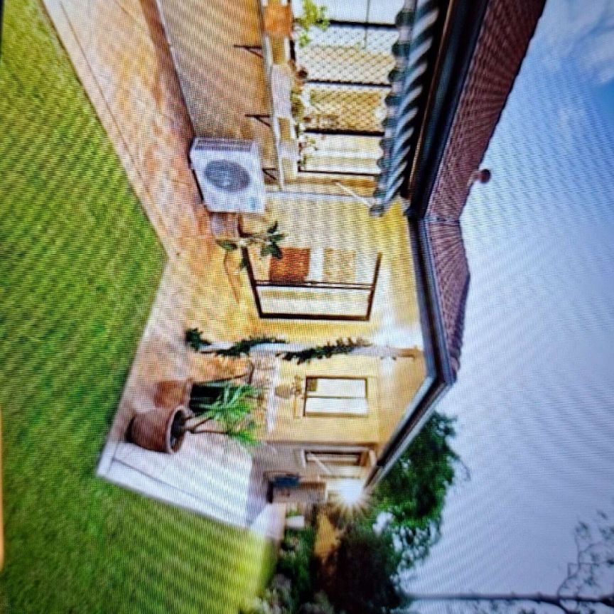Sunnybank - Photo 1