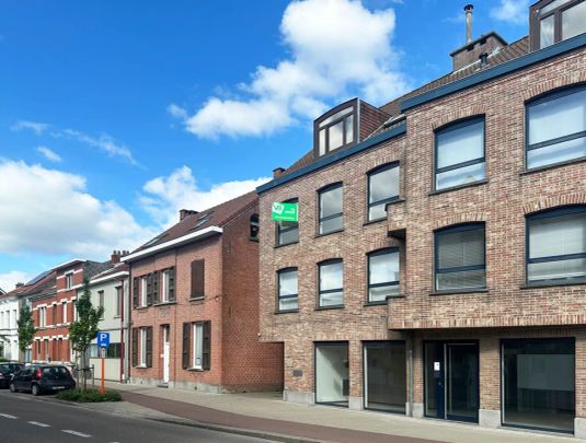 Lichtrijk éénslaapkamer appartement in centrum Lint - Photo 1