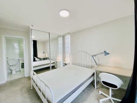 3 bed 2 bath-025 - Photo 4