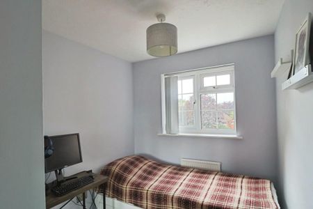 4 bedroom detached house to rent - Photo 5