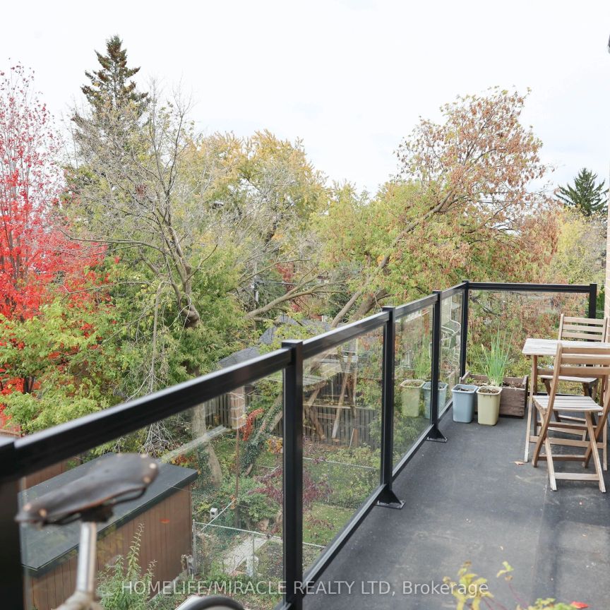 1103 Dufferin Street #8 - Photo 1