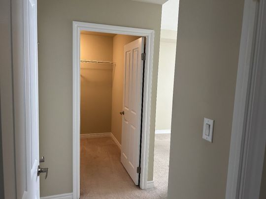 For Lease - 1030 Coronation Drive Unit# 201, London North, Ontario - Photo 1