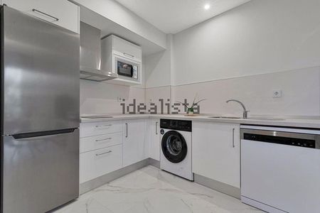 Alquiler de piso en Avenida de Las Salinas - Photo 3