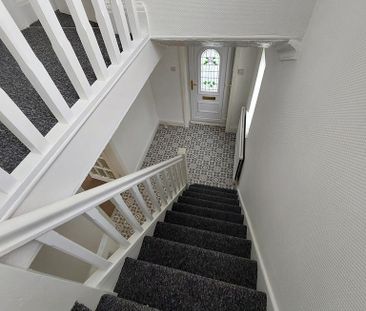 3 bedroom semi-detached house to rent - Photo 6