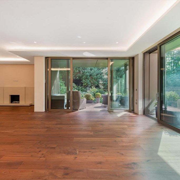 3 bedroom flat to rent - Photo 1