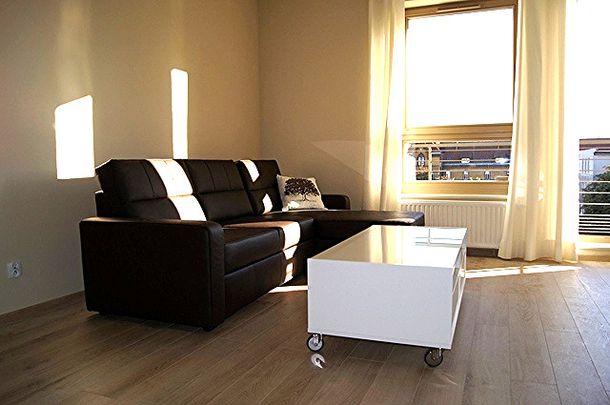 APARTAMENT 2 POKOJE Z GARAŻEM - Photo 1