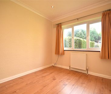 93, Ouzlewell Green, Lofthouse, Wakefield, West Yorkshire, WF3 3QW - Photo 1