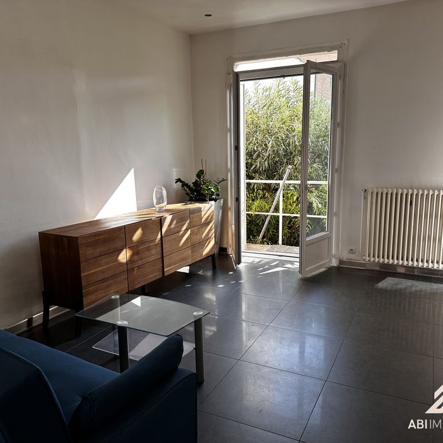 Location Appartement 1 pièce 60m² MONTPELLIER 34000 - Photo 1