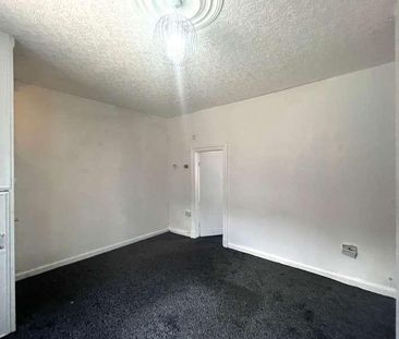 Raper Street, Oldham, OL4 - Photo 2