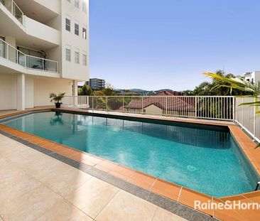 Spacious North-Facing Apartment with Expansive Views and Resort-Sty... - Photo 3