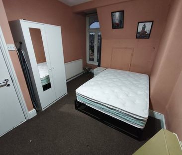 Room in a Shared Flat, Tottenham Lane, N8 - Photo 5