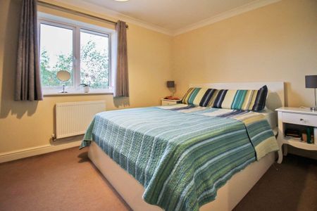 Worthington Close, Swindon, Swindon, SN3 - Photo 4