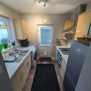 Room in a Shared House, Edenhurst Avenue, CH44 - Photo 2