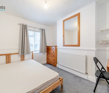 4 bedroom terraced house to rent - Photo 6