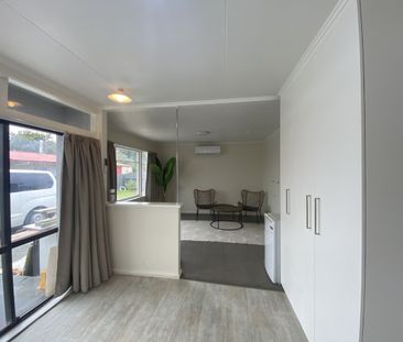 Modern, tidy and sunny unit in a great location. - Photo 3