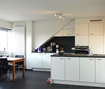 Appartement te huur in Sint-Pieters voor € 825 met 2 slaapkamers - Photo 2