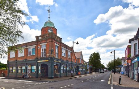 Redfields Lane, Church Crookham, Fleet, Hampshire, GU52 - Photo 5