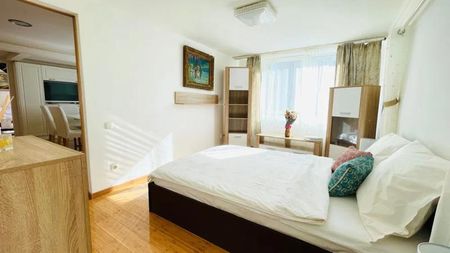 Apartament cu 3 camere,105mp,parcare, zona Iris - Fotografie 3