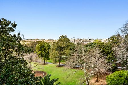 5/3 Holdsworth Avenue, Elizabeth Bay NSW 2011 - Apartment For Rent | Domain - Photo 3
