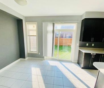 For Lease - 4 Zenida Road, Brampton, Ontario - Photo 6