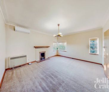 2 Bed, 1 Bath - Photo 6