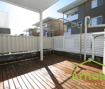 6 MONTH LEASE ONLY! Neat & Tidy 2 bedroom townhouse. - Photo 5