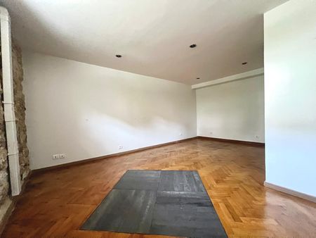 Apartment - Photo 3
