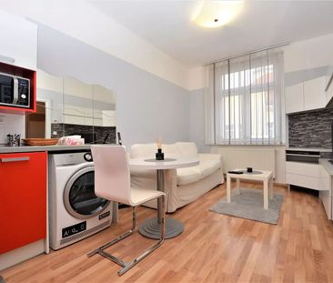 Pronájem krásného bytu 2+kk, 40m2, Praha 8, Libeň - Photo 2