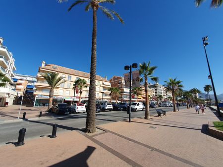 Ref 20381 – **SEASONAL RENTAL** **FUENGIROLA** AVAILABLE FROM SEPTEMBER TO JUNE 30th, 2027 - Foto 4