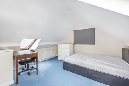 5 bedroom terraced house to rent - Photo 3