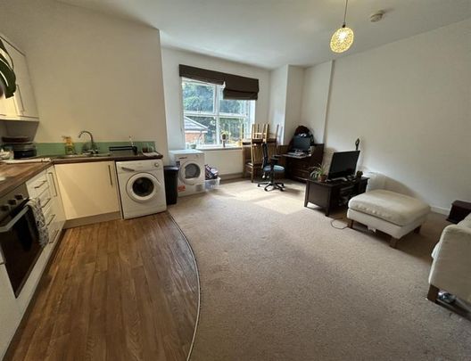 1 Bedroom Apartment To Let - Photo 1