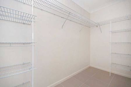 17 Carabeen Court, Mount Low QLD 4818 - House For Rent | Domain - Photo 3