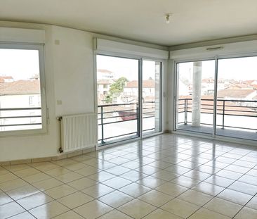 Location Appartement 3 pièces 63m² ST RAMBERT D ALBON 26140 - Photo 1