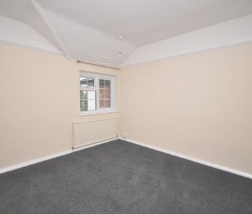 3 bedroom maisonette to rent - Photo 3